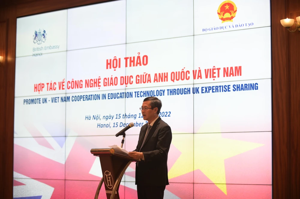 Thứ trưởng Nguyễn Văn Phúc tin tưởng hội thảo sẽ đẩy mạnh hoạt động hợp tác trong lĩnh vực công nghệ giáo dục giữa Việt Nam và Vương quốc Anh. Ảnh: HẢI ANH