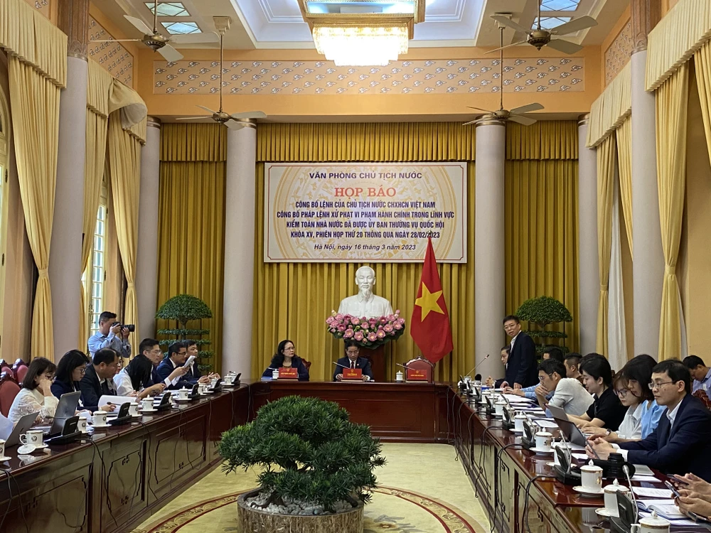 Các đại biểu tham dự họp báo chiều 16-3. ẢNH: MINH TRÚC Các đại biểu tham dự họp báo chiều 16-3. ẢNH: MINH TRÚC