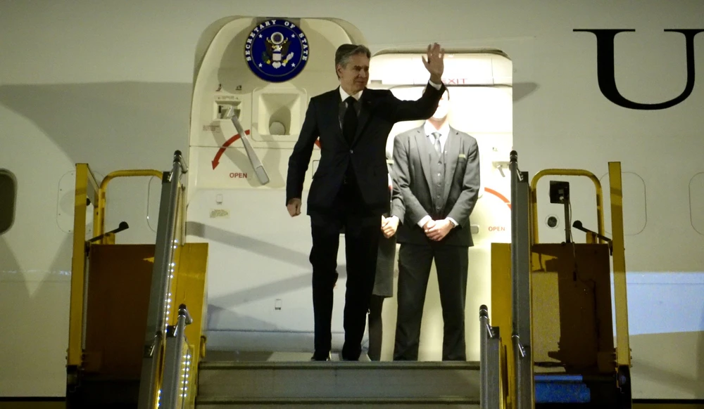 Tối ngày 14-4, Ngoại trưởng Mỹ Antony Blinken đã đến Hà Nội. Ảnh: Minh Trúc