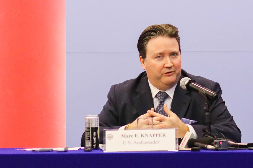 Đại sứ Knapper cho rằng mục tiêu của Peace Corps là xây dựng tình hữu nghị, lòng tin giữa Mỹ và các nước trên thế giới