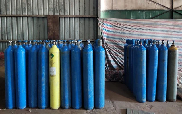 Bộ Y tế đề nghị kiểm soát triệt để nguy cơ lạm dụng, sử dụng sai mục đích khí N2O ảnh 1