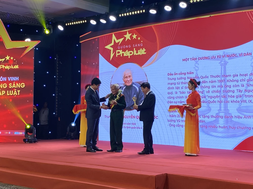 Trung tướng Nguyễn Quốc Thước.jpeg