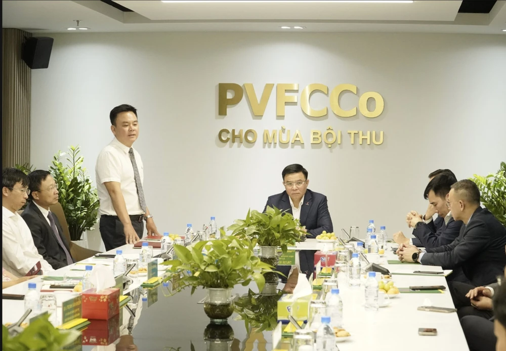 Ông Nguyễn Xuân Hòa - Tổng giám đốc PVI - phát biểu nhận nhiệm vụ Bí thư Đảng ủy PVFCCo vào tháng 1-2024..jpeg