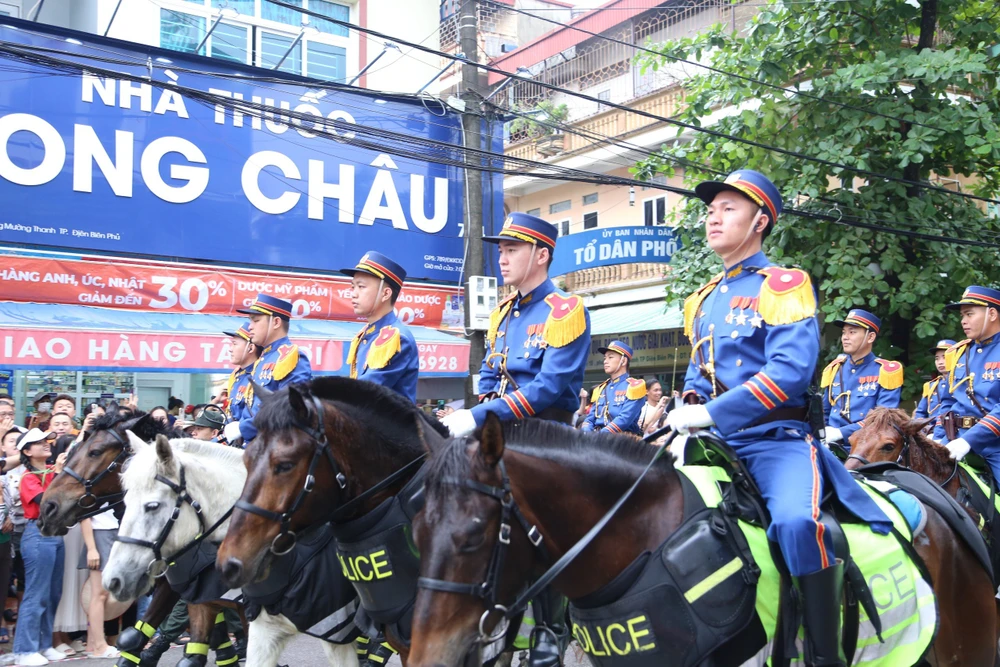 Điện Biên Phủ diễu binh 14.jpeg