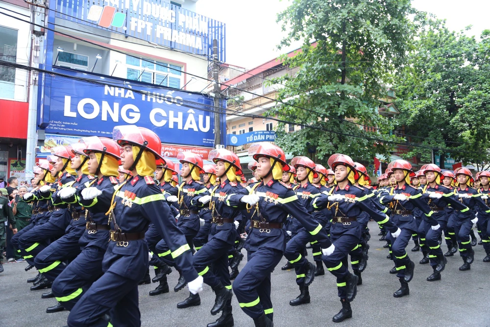 Điện Biên Phủ diễu binh 9.jpeg