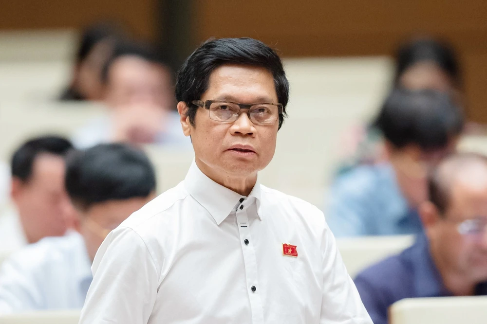 ông Vũ Tiến Lộc