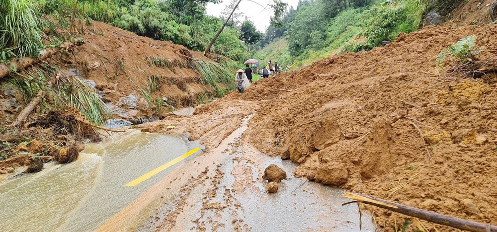 Nhà điều hành Thủy điện Đông Nam Á - Nậm Lúc