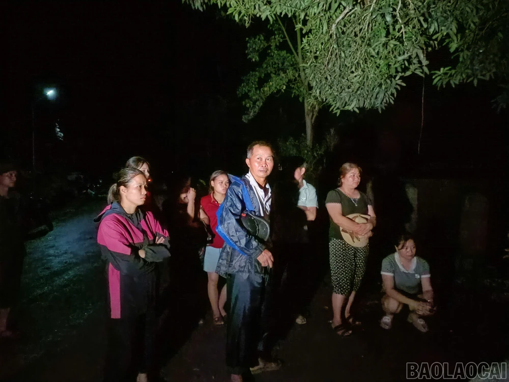 sạt lở nghiêm trọng.jpg