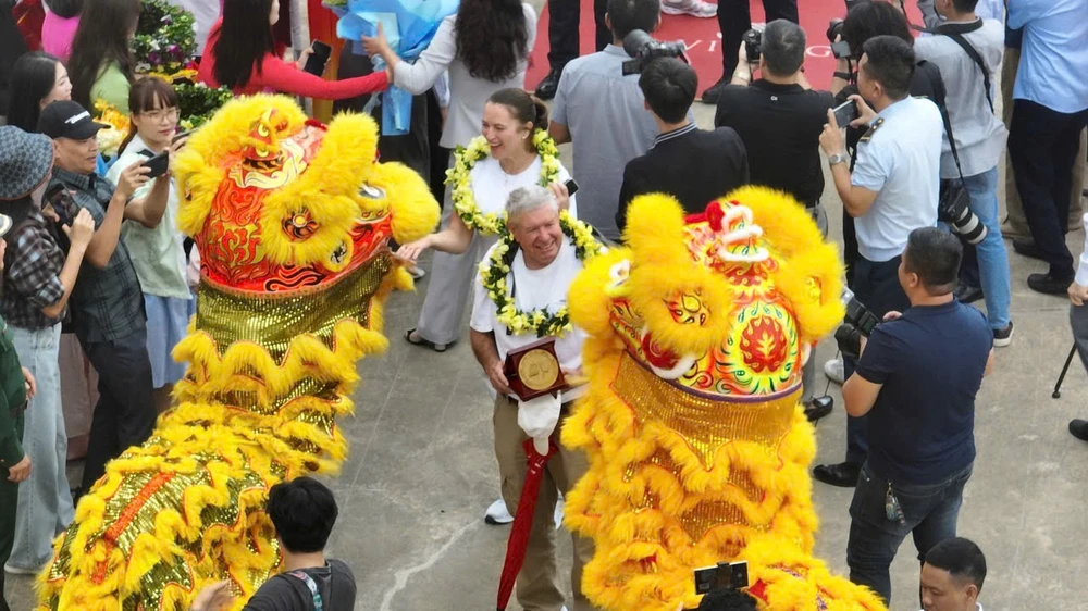 khách quốc tế thứ 3 triệu..jpeg