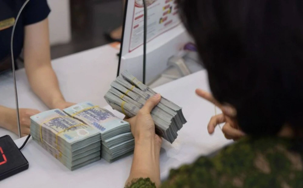 Tính đến ngày 5-5, có 39.814 đơn vị chi trả thu nhập đã khấu trừ tiền thuế thu nhập cá nhân của người nộp thuế nhưng chưa nộp tiền thuế vào ngân sách. Ảnh: X.Đ