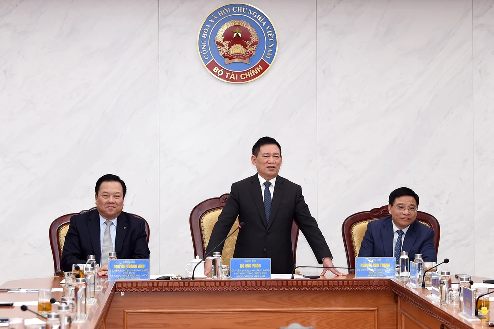 Bộ tài chính Phó TTG .jpg