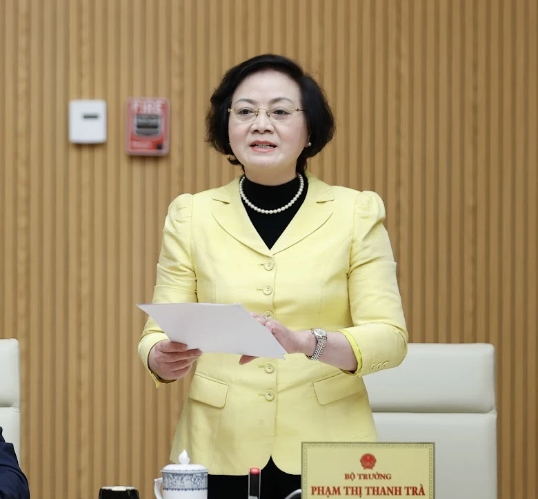 Bộ trưởng Bộ Nội vụ Phạm Thị Thanh Trà công bố kết quả, xếp hạng Chỉ số cải cách hành chính năm 2024. Ảnh: VGP