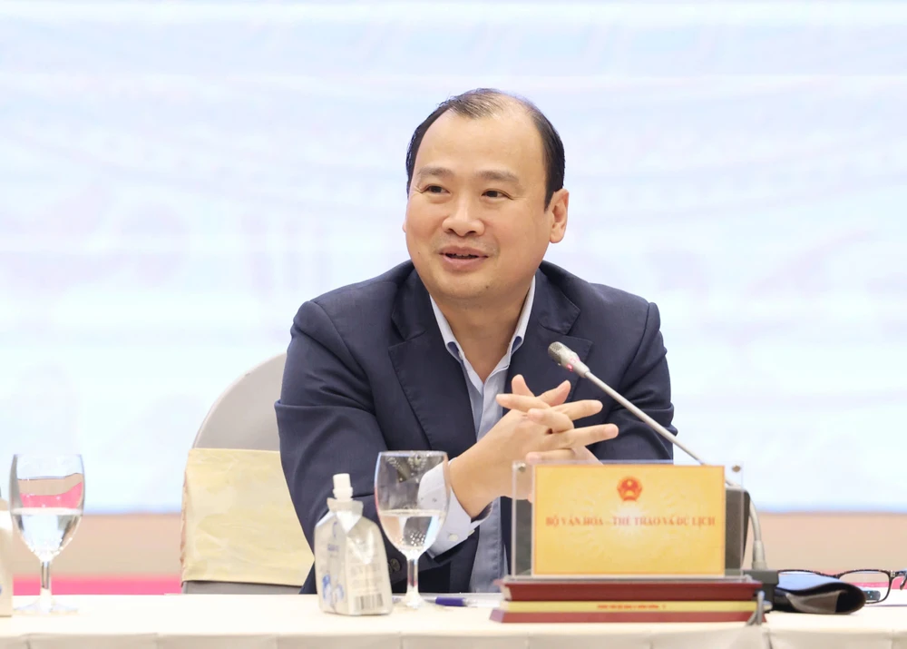 Bộ VH-TT&DL cho biết, Luật Quảng cáo đang trong quá trình sửa đổi, bổ sung và dự kiến sẽ có nhiều quy định cụ thể liên quan đến việc người nổi tiếng tham gia quảng cáo. Ảnh: QUANG PHÚC