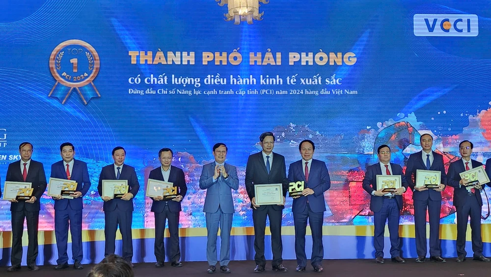 Hải Phòng lần đầu đứng đầu bảng xếp hạng Chỉ số Năng lực cạnh tranh cấp tỉnh (PCI). Ảnh: MINH TRÚC