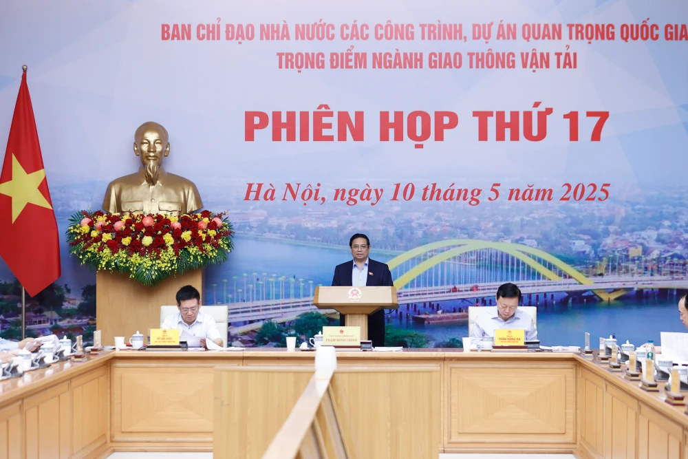 Phiên họp thứ 17 của Ban Chỉ đạo Nhà nước các công trình, dự án quan trọng quốc gia, trọng điểm ngành giao thông vận tải. Ảnh: VGP