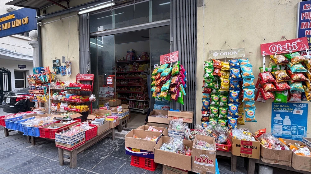 Nhiều hộ kinh doanh lo lắng việc xóa bỏ thuế khoán sẽ khiến việc kinh doanh phát sinh thêm chi phí. Ảnh: MINH TRÚC