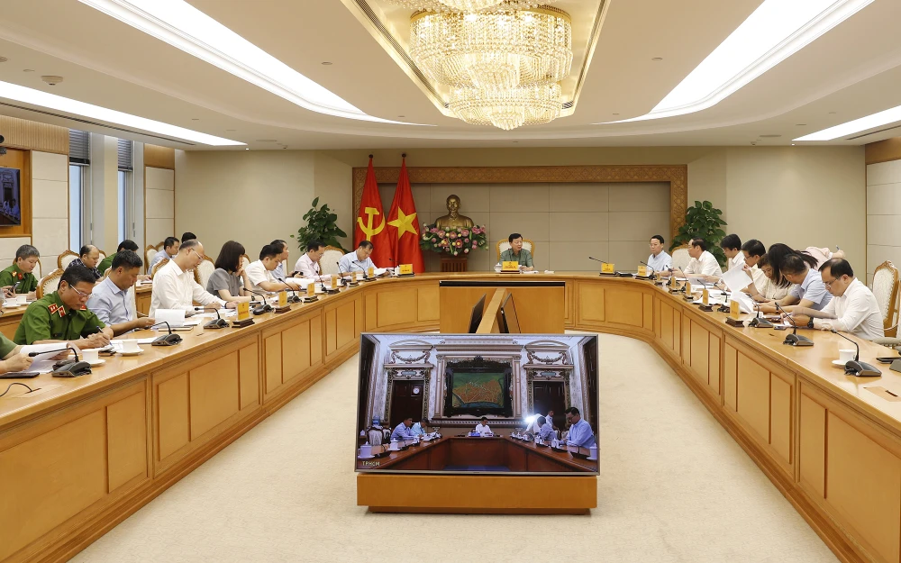 Cần tập trung vào các nhiệm vụ cấp bách để giải quyết các vấn đề ô nhiễm môi trường nghiêm trọng. Ảnh: VGP