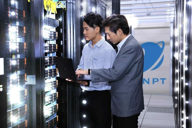Phó Thủ tướng đồng ý chủ trương sáp nhập VNPT-Vinaphone và VNPT-Media vào Công ty mẹ - Tập đoàn VNPT. 