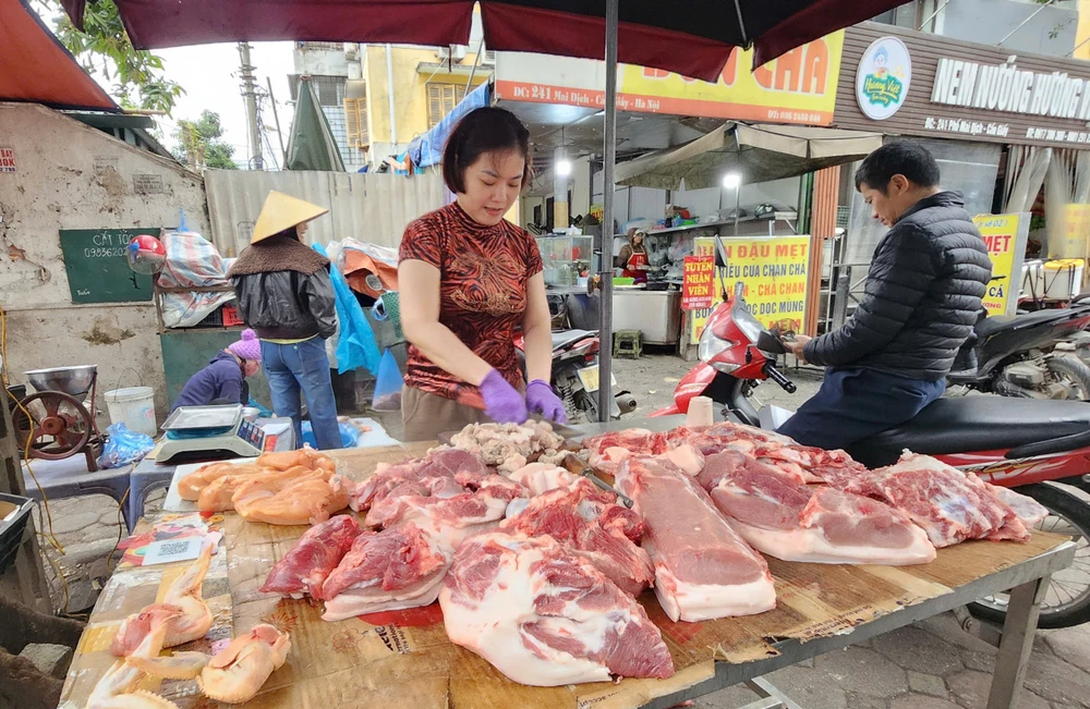 giá thịt lợn.jpg