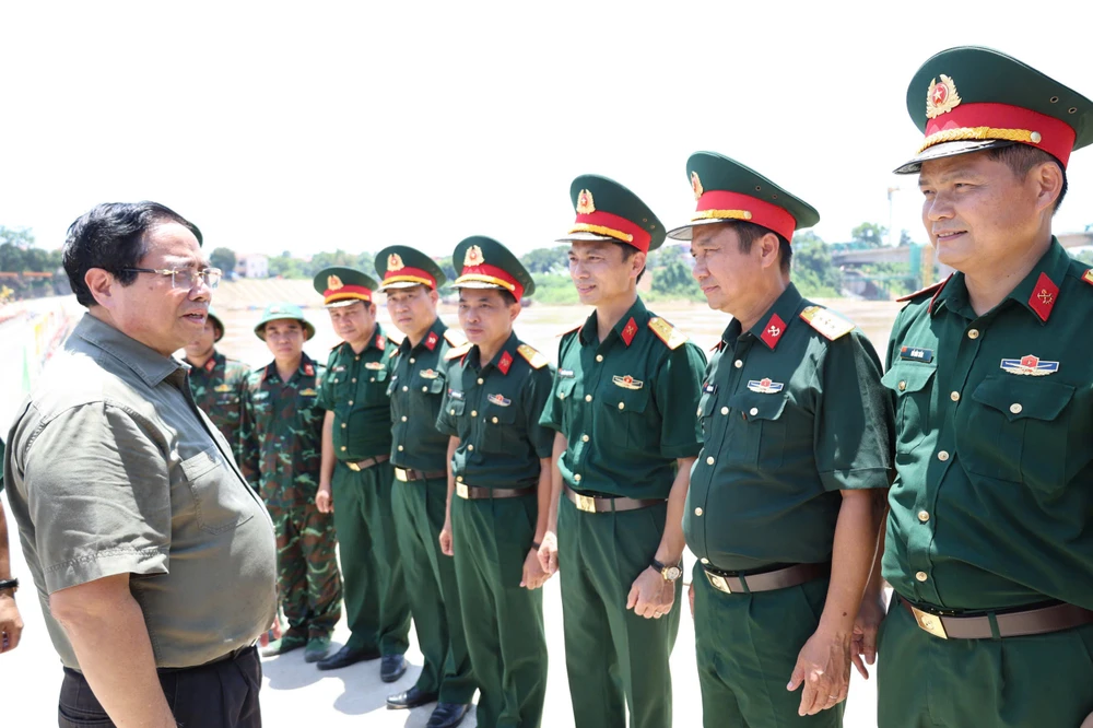 cầu phong châu lữ đoàn 249 1.jpg