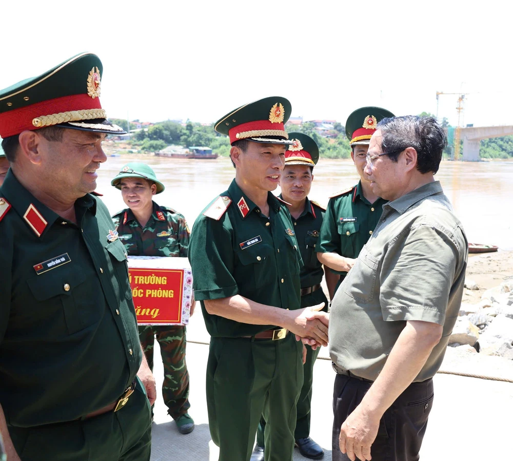 Cầu phong châu lữ đoàn 249.jpg