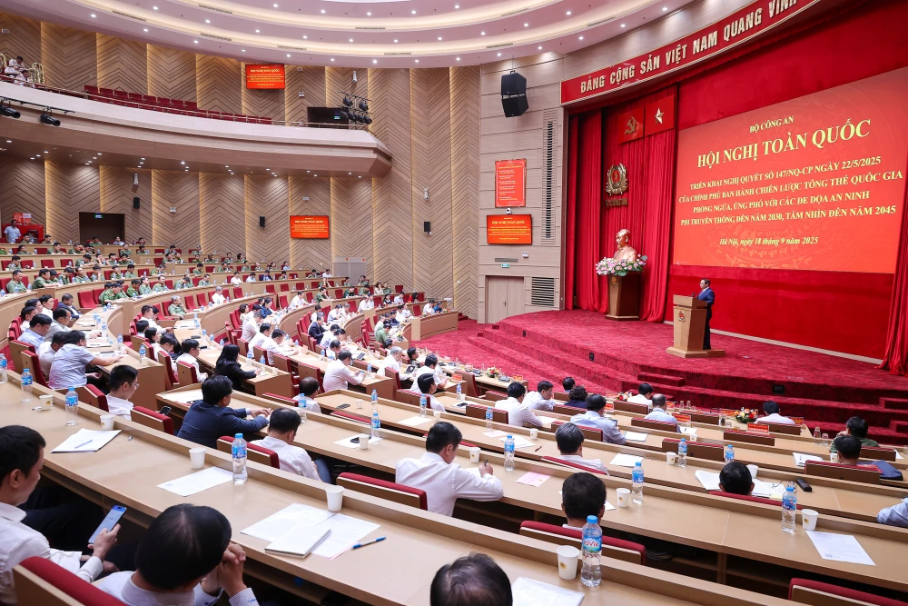 an ninh phi truyền thống.jpg