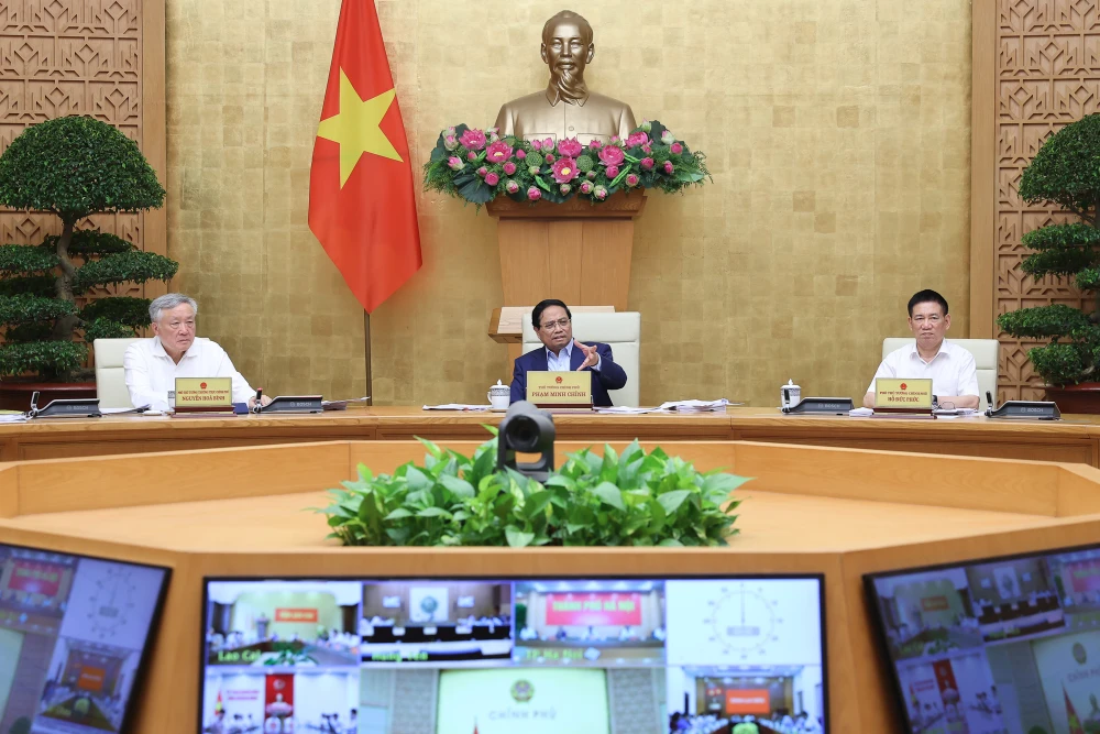 Thủ tướng Phạm Minh Chính yêu cầu các bộ, ngành, địa phương tập trung thực hiện 3 đẩy mạnh. Ảnh: VGP