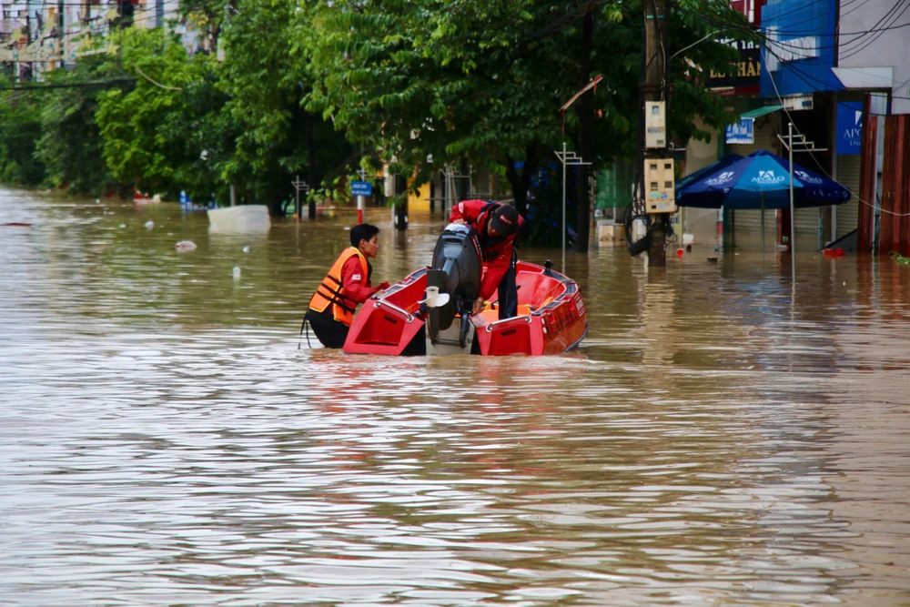 khắc phục hậu quả mưa lũ.jpg