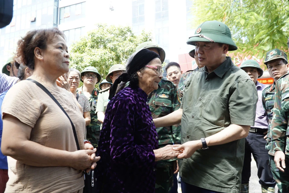 Phó Thủ tướng Trần Hồng Hà khắc phục hậu quả mưa lũ Cao Bằng.jpg