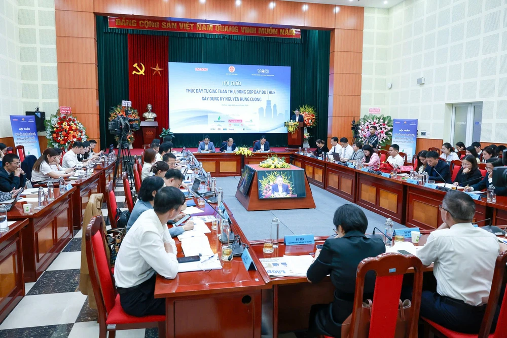 Chuyên gia cho rằng, cơ quan thuế cần làm cho người dân, doanh nghiệp an tâm. Từ đó nâng cao năng lực quản lý thuế. Ảnh: MINH TRÚC