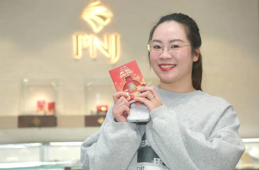 sản phẩm vàng 1.jpg