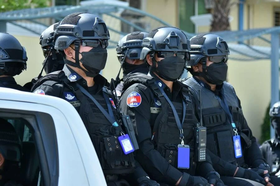 Tham gia bảo vệ các hội nghị cấp cao có lực lượng cảnh sát can thiệp đặc biệt. Ảnh: KHMER TIMES