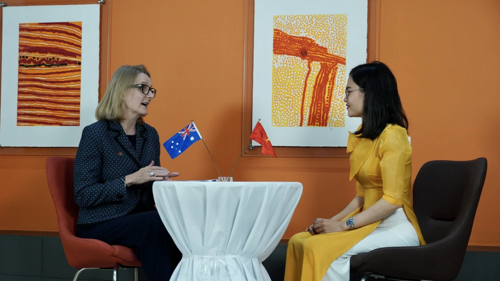 Sarah Hooper - Tổng Lãnh sự Úc tại TP.HCM 