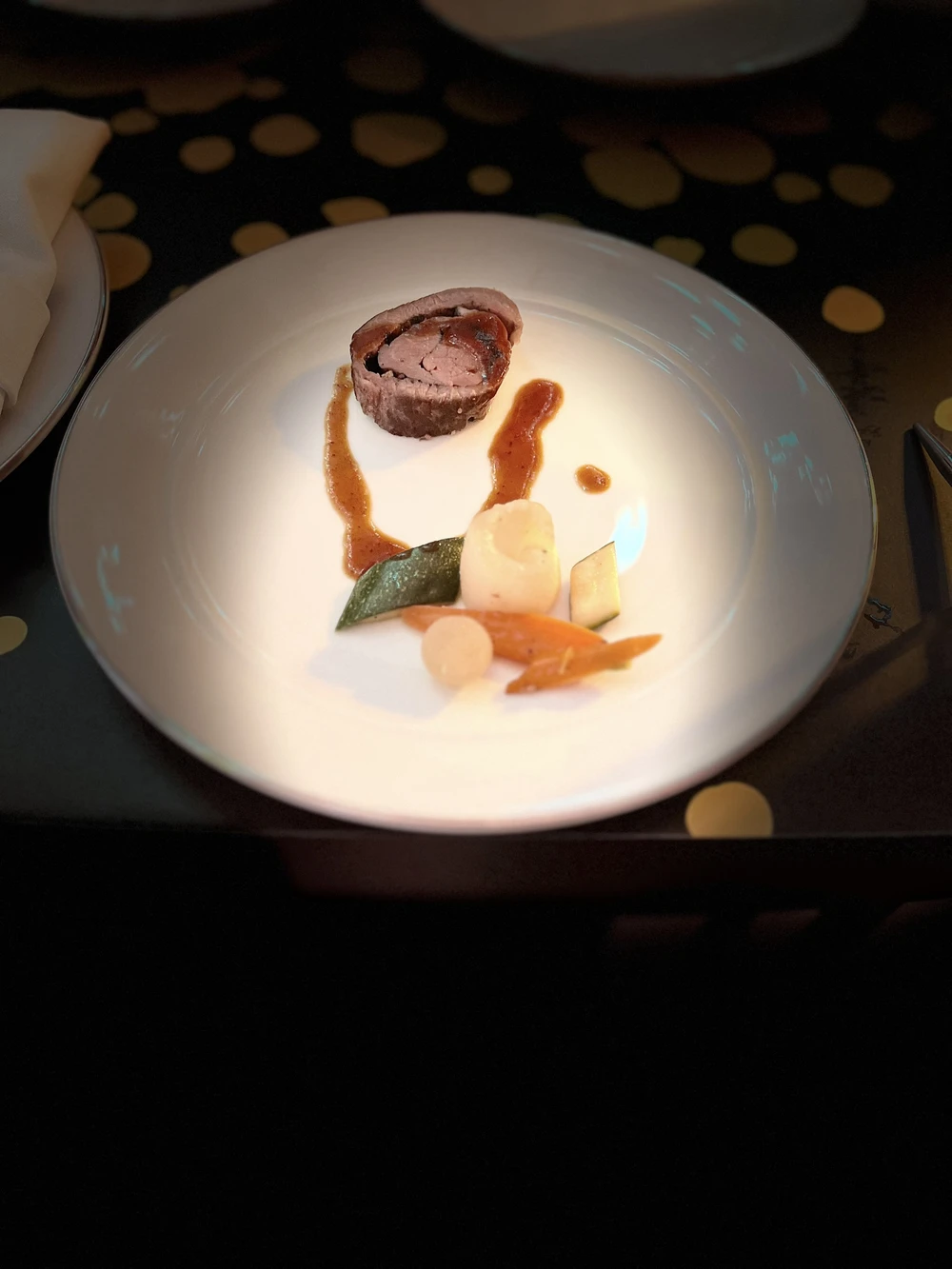 Món ăn được chế biến từ thịt cừu Úc. Ảnh: ĐỨC HIỀN