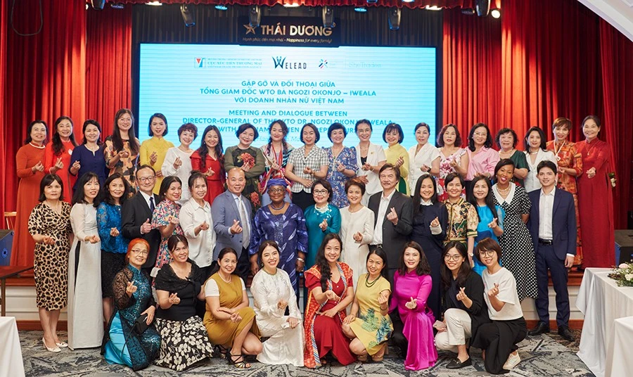 Tổng Giám đốc WTO gặp gỡ và đối thoại với các doanh nhân nữ Việt Nam, ngày 17-5. Nguồn: Bộ Công Thương