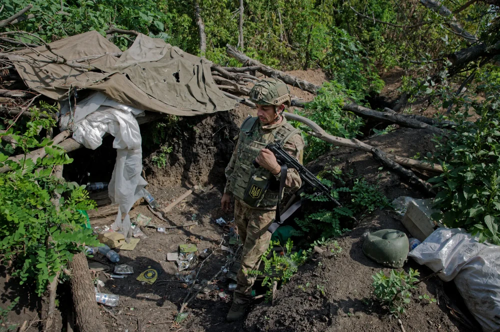 Lính Ukraine ở một vị trí đã giành lại từ tay Nga ở tỉnh Zaporizhia. Ảnh: THE NEW YORK TIMES