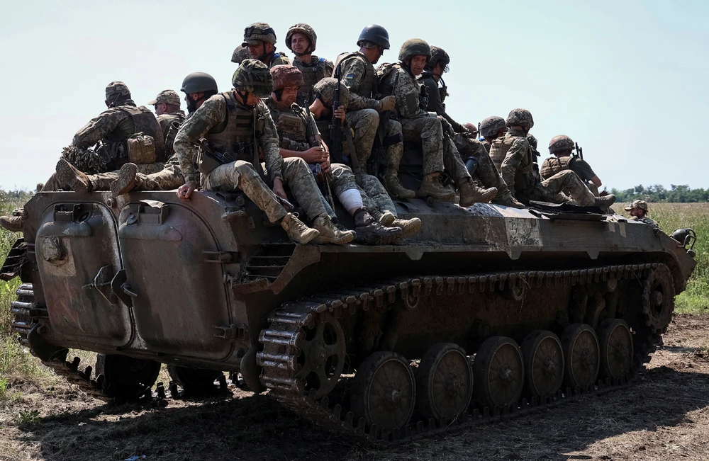 Lính Ukraine ở tỉnh Zaporizhia ngày 31-7. Ảnh: REUTERS