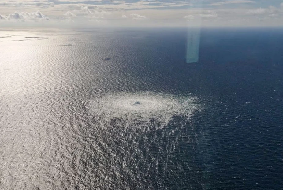 nổ đường ống.png