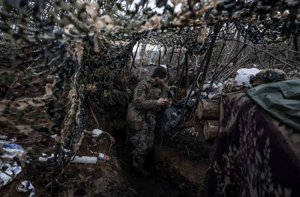 Chiến sự Nga-Ukraine 27-12: Ukraine rút khỏi TP Marinka; Nga tấn công ga tàu ở Kherson