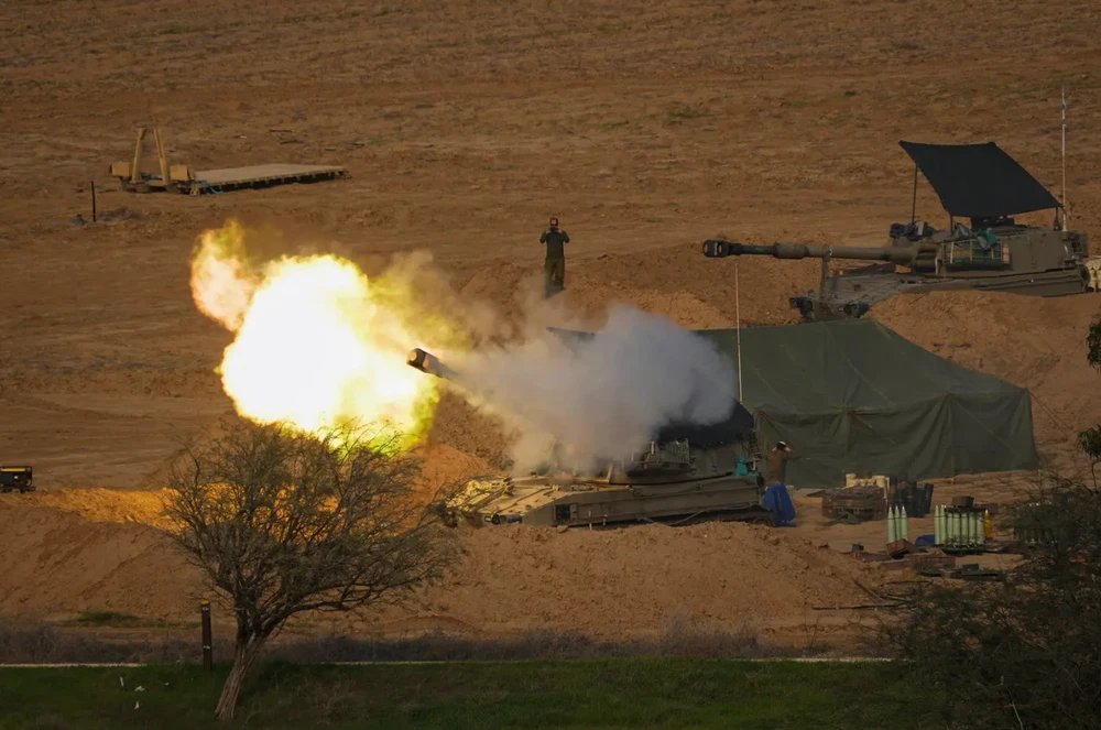 Xung đột Israel-Hamas 28-12: Israel cảnh cáo thủ lĩnh Hezbollah, tấn công mạnh ở miền trung, nam Gaza