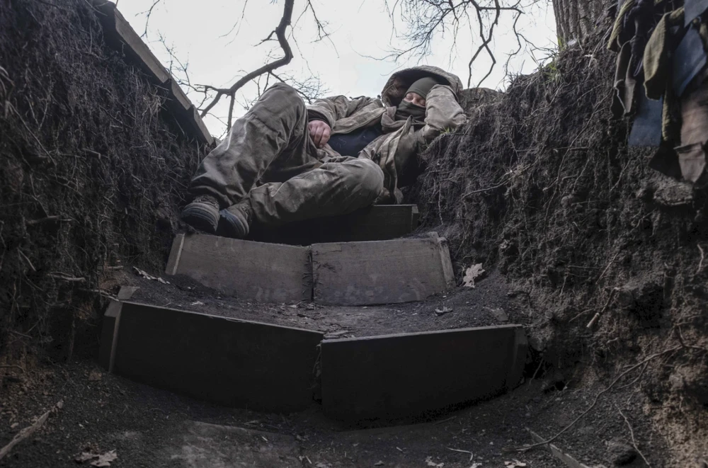 Chiến sự Nga-Ukraine 2-4: Nga giành cứ điểm chiến lược ở Donetsk; Ukraine bắn hạ UAV “khủng”