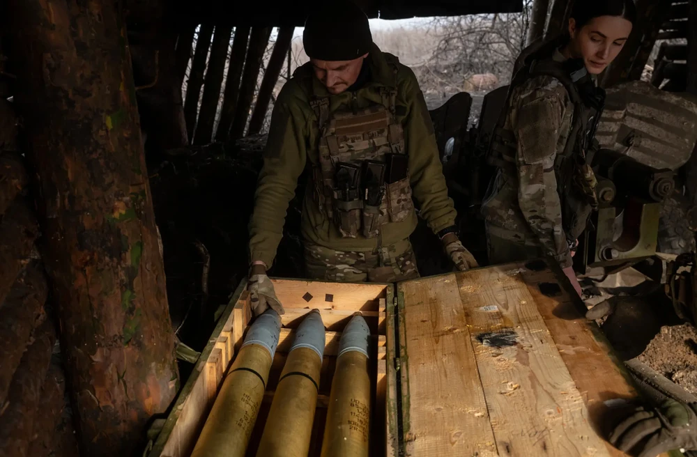 Chiến sự Nga-Ukraine 2-5: Nga tập kích sở chỉ huy miền nam Ukraine; Donetsk ‘đỏ lửa’