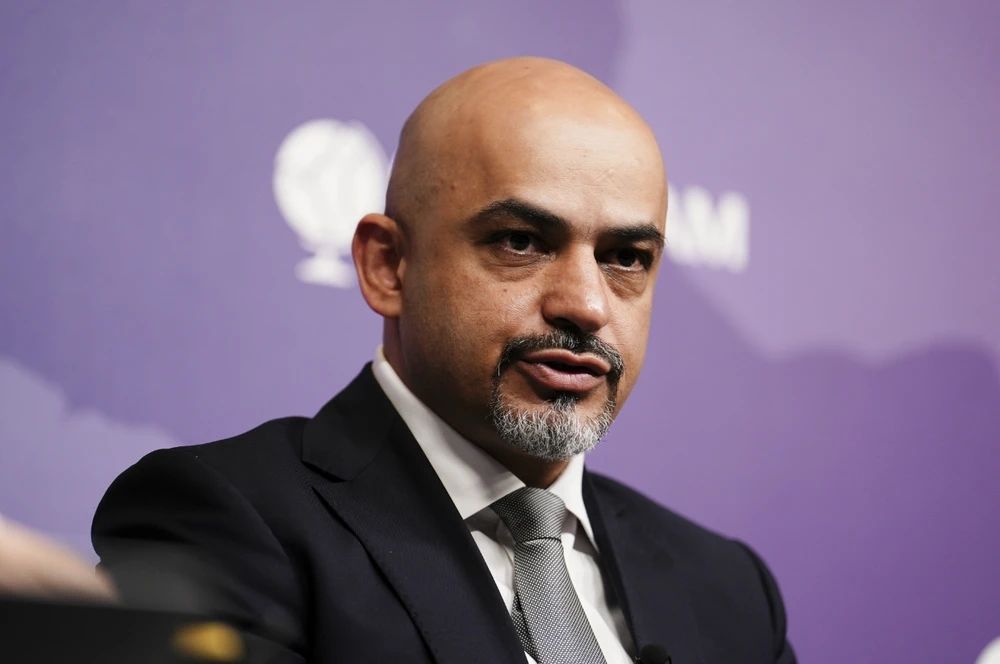 lãnh đạo cơ quan tái thiết Ukraine từ chức dấy lên lo ngại quản lý tiền viện trợ