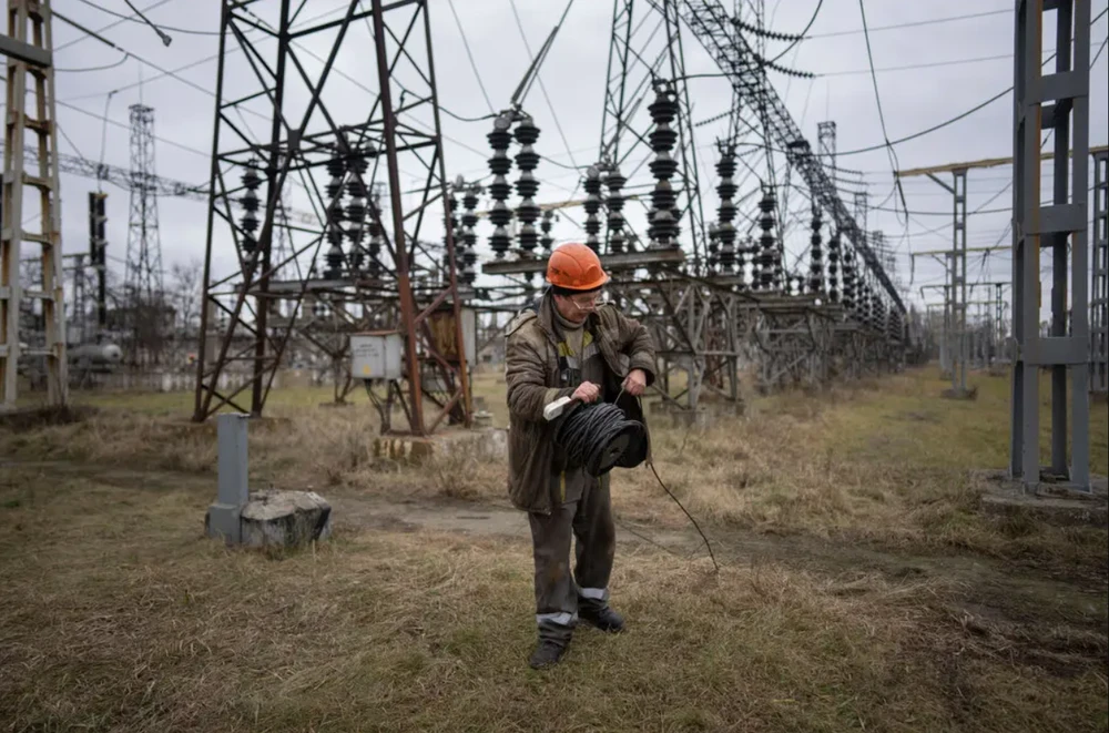 lãnh đạo cơ quan tái thiết Ukraine từ chức dấy lên lo ngại quản lý tiền viện trợ