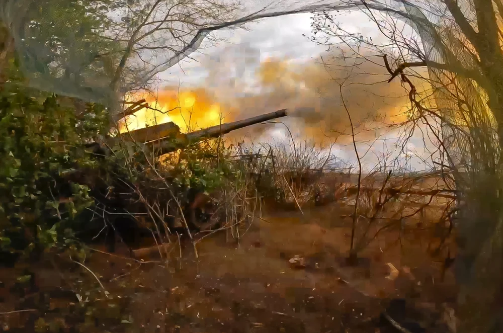 Chiến sự Nga-Ukraine 8-7: Lính Ukraine vượt sông Dnieper đầu hàng Nga; Nga giành thêm đất ở Donetsk