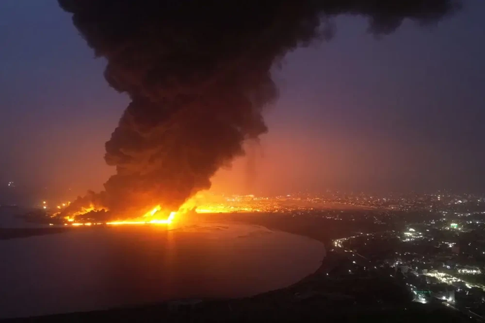 Đòn ‘ăn miếng trả miếng’ nguy hiểm giữa Israel và Houthis