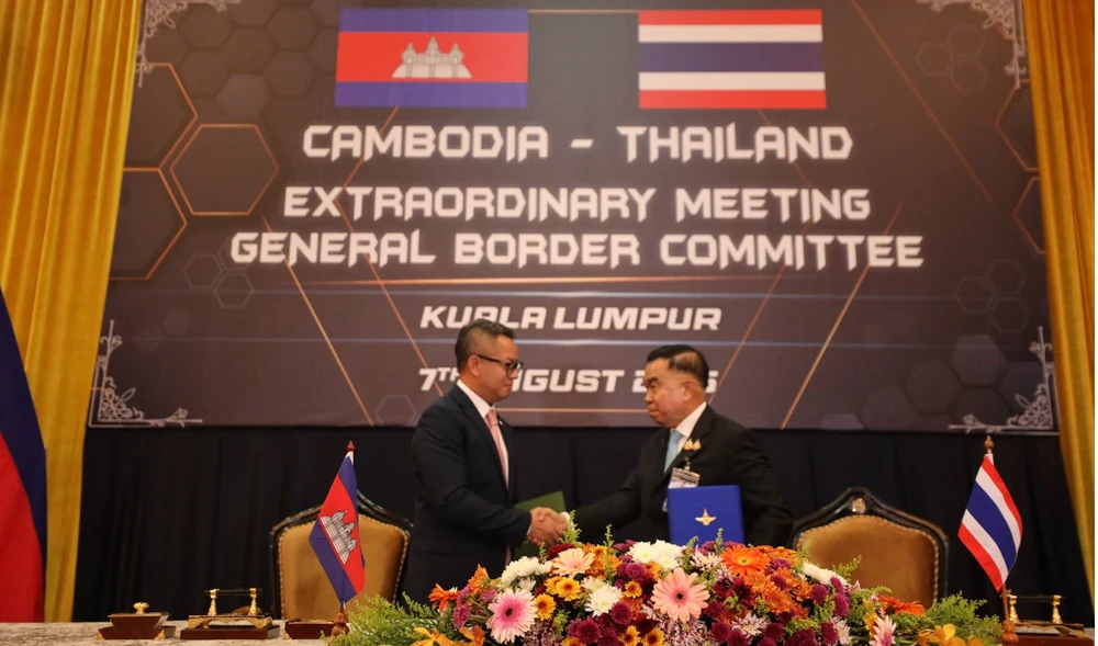 Hòa bình trở lại trên biên giới Campuchia-Thái Lan