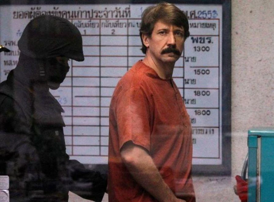 Viktor Bout trong thời gian bị giam giữ tại Bangkok, Thái Lan. Ảnh: REUTERS
