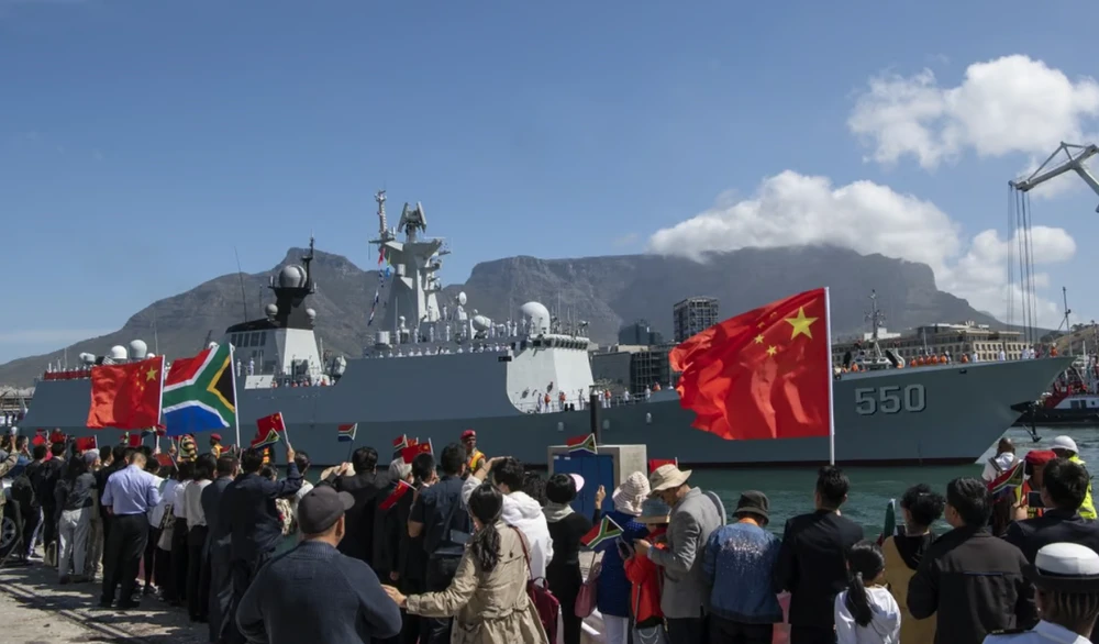 Tàu khu trục Duy Phường của Trung Quốc tham gia cuộc tập trận Mosi hồi năm 2019. Ảnh: TÂN HOA XÃ