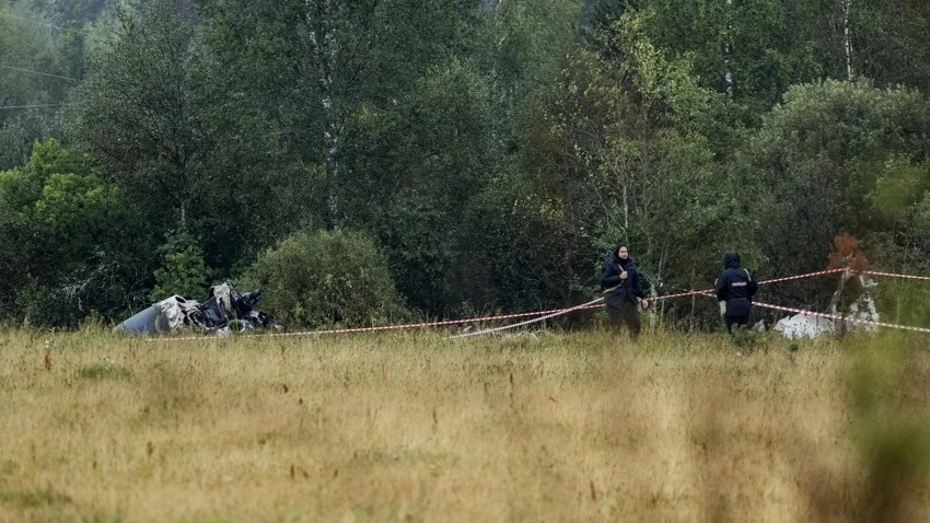 Hiện trường vụ tai nạn máy bay chở ông trùm Wagner hôm 24-8. Ảnh: RIA NOVOSTI